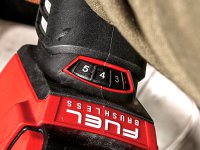 Smerigliatrice angolare Milwaukee M18 Fuel 125mm a velocità variabile interruttore a slitta