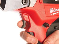 Tagliacavi a batteria Milwaukee M12 M12 CC-0 per cavi elettrici fino a 32mm