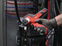 Tagliacavi a batteria Milwaukee M12 M12 CC-0 per cavi elettrici fino a 32mm