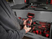 Telecamera d'ispezione per automotive Milwaukee M12 ATB cavo 90cm in valigetta