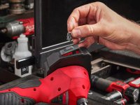 Telecamera d'ispezione per automotive Milwaukee M12 ATB cavo 90cm in valigetta