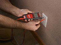 Tester di tensione/corrente Milwaukee 2212-20 per impianti elettrici