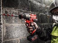 Trapano avvitatore con percussione Milwaukee M12 Fuel FPD2 a 2 velocità, coppia 45Nm