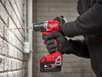 Trapano con percussione Milwaukee M18 BLPDRC con 2 batterie, caricabatterie e valigetta