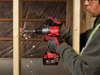 Trapano con percussione Milwaukee M18 Fuel ONEPD3 One-Key 158 Nm in Kit