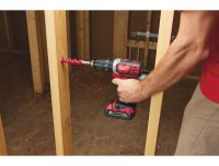 Trapano con percussione Milwaukee M18 BPD-202C + 2 Batterie 18V 2.0Ah