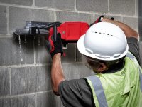 Troncatrice Milwaukee M18 Fuel FCOS230 One-Key 230mm per taglio secco/umido in Kit