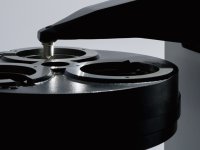 Durometro da banco digitale Mitutoyo HR-530L per scale Rockwell Brinell