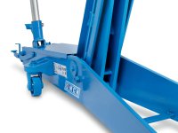 Sollevatore idraulico a carrello OMCN 120A alzata 1030mm portata 5000 Kg