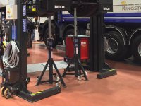 Sollevatore idraulico da fossa e sottoponte a 2 stadi OMCN SIF10-73, portata 4000Kg
