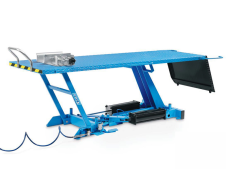 Ponte sollevatore per moto OMCN 196-B con pompa pneumatica, portata 500Kg Ponte sollevatore per moto OMCN 196-B con pompa pneumatica, portata 500Kg