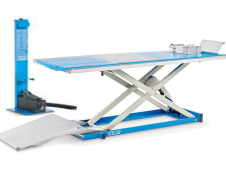 Ponte sollevatore per moto OMCN 196-PI con pompa idropneumatica, portata 500Kg Ponte sollevatore per moto OMCN 196-PI con pompa idropneumatica, portata 500Kg