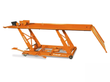 Ponte sollevatore per moto Unicraft MHB 455, L.2200mm 450Kg Ponte sollevatore per moto Unicraft MHB 455, L.2200mm 450Kg