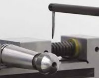 Profilometro CNC con colonna a regolazione motorizzata