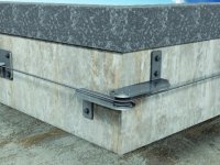 Ancoraggio angolare Rego Angular Pole per linee vita V-Stop Tipo C