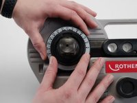 Rothenberger curvatubi a batteria Robend 4000E AMPShare 12-35mm in valigetta