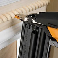 Groppinatrice per finitura BT1855SP-E chiodi 55mm MAX Bostitch