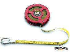 Rotella metrica Stanley 20 metri x 12,7mm con nastro in acciaio Rotella metrica Stanley 20 metri x 12,7mm con nastro in acciaio