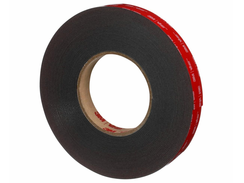 Nastri biadesivi 3M VHB LVO-060BF nero spessore 0,6mm e liner in film, 25mm x 33mt(4pz)