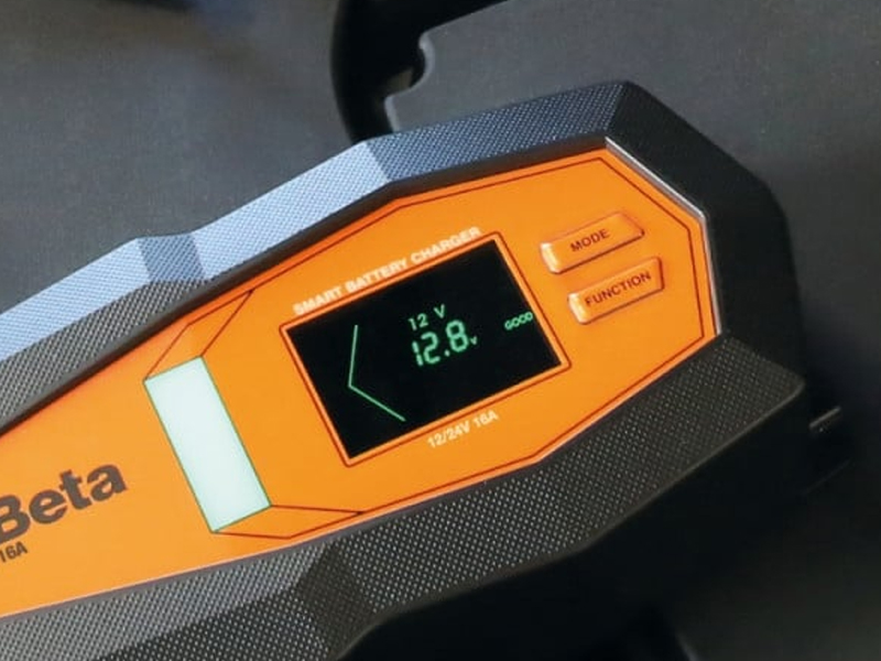 Utilisation du chargeur de batterie électronique multifonction Beta 1498H/16A