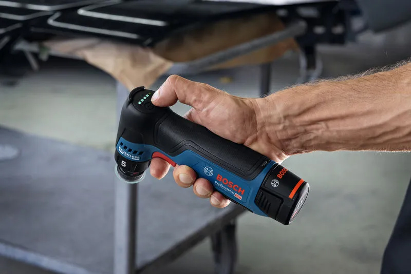 Détail de la ponceuse roto-orbitale Bosch GEX 12V-32