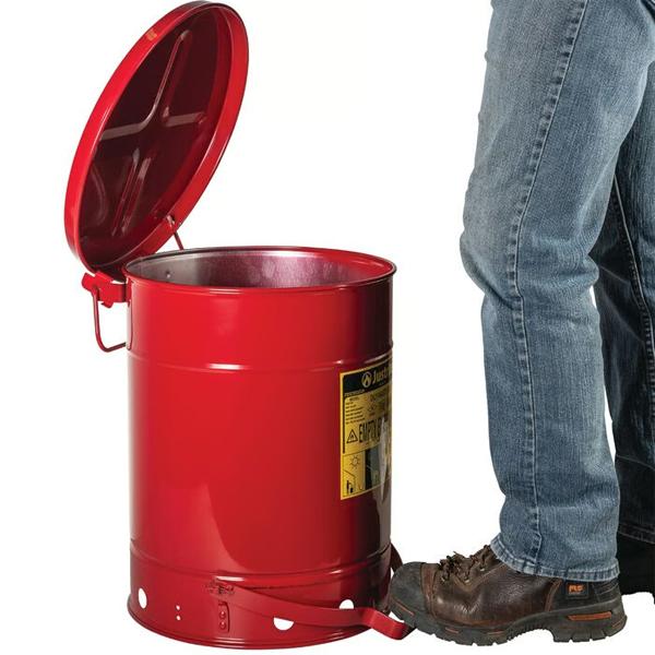 Dettaglio contenitore rifiuti infiammabili Carvel 34Lt