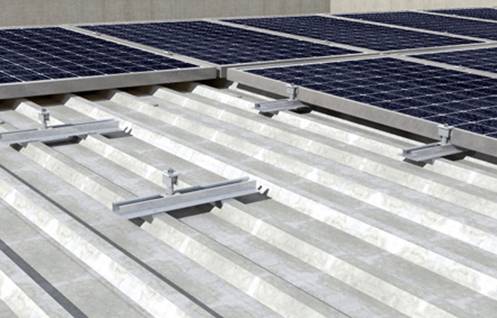 Profili fotovoltaico: binari e supporti per fissaggio pannelli fotovoltaici  in alluminio, acciaio e zinco.