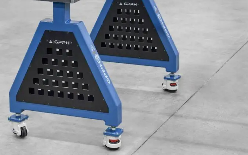 Dettaglio gambe con piedi Trestle per blocchi di collegamento per tavolo saldatura GPPH