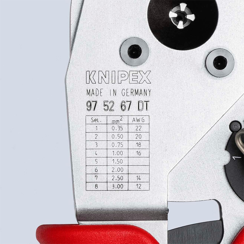 Utilizzo crimpatrice a quattro punzoni per contatti DT Knipex