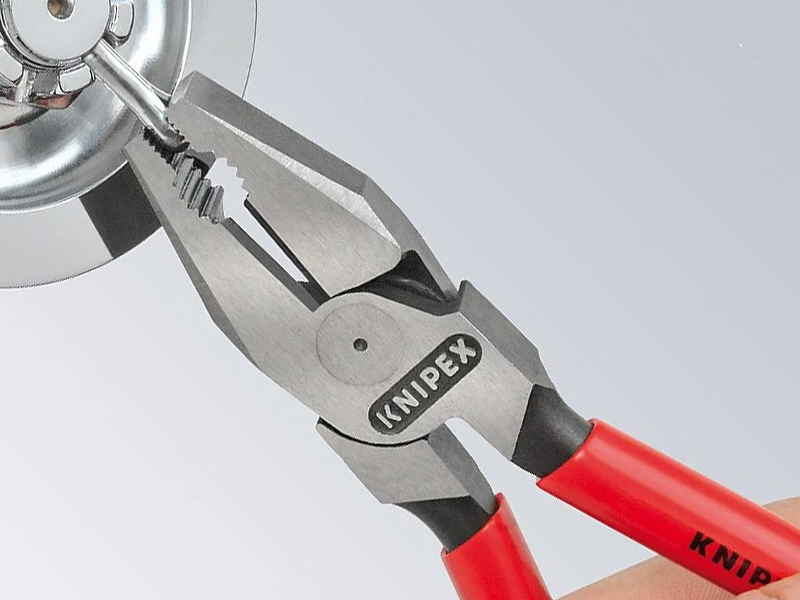 utilizzo pinza universale Knipex 200mm