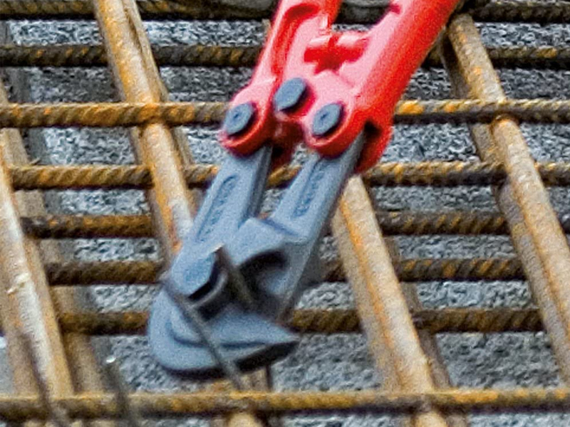 utilizzo tagliatubi 950mm Knipex