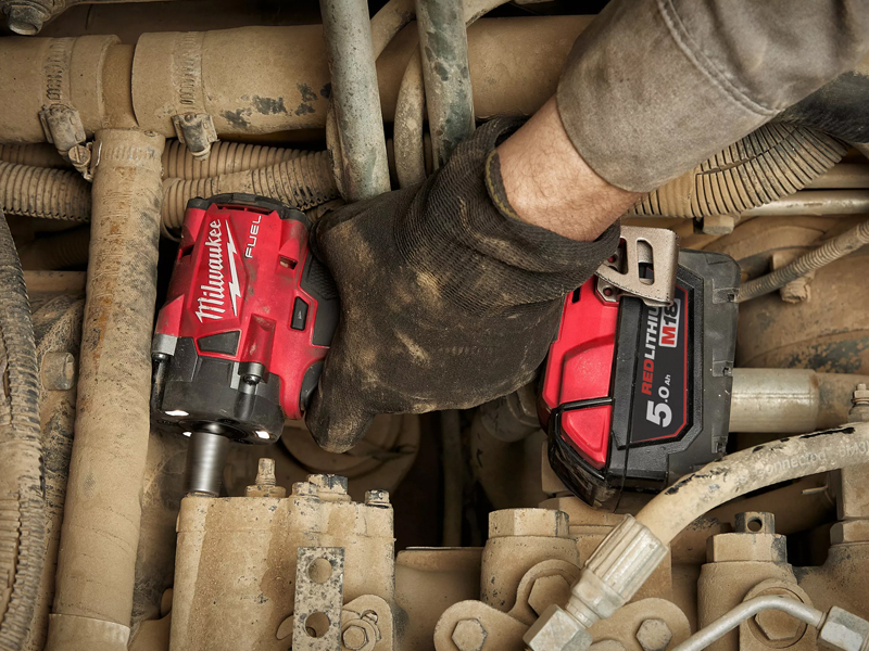 Utilizzo avvitatore impulsi Milwaukee M12 FIWF12