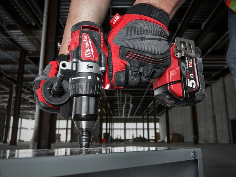 Utilizzo trapano avvitatore Milwaukee M18 BLPD2