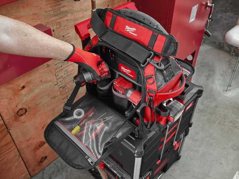 dettaglio borsa Packout Milwaukee