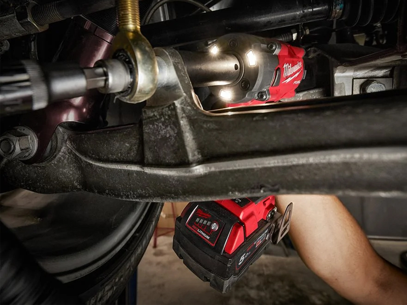 Utilizzo avvitatore ad impulsi M18 Fuel FIW2F12 Milwaukee