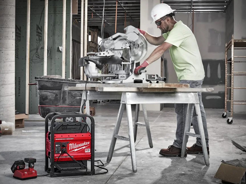 Utilizzo generatore di corrente MX Fuel PS Milwaukee