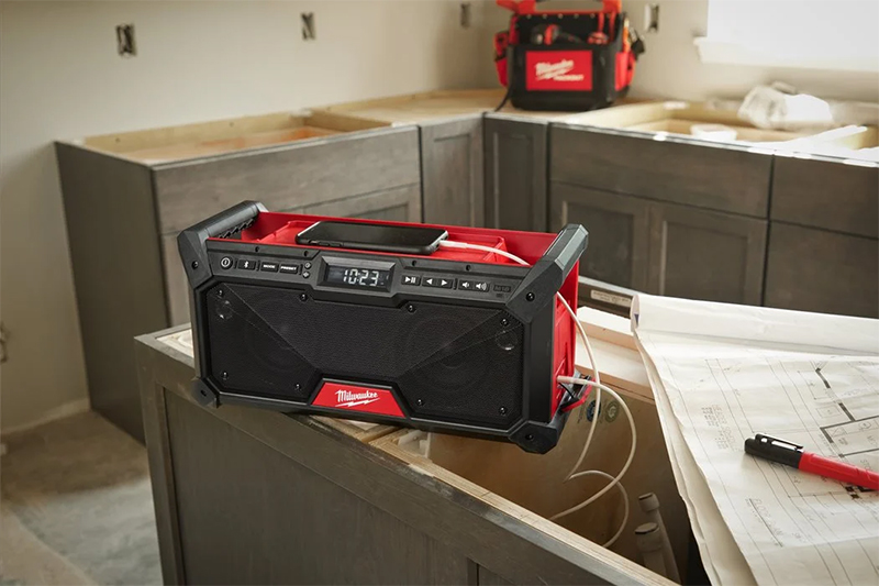 Utilizzo radio da cantiere M18 RADDAB Milwaukee
