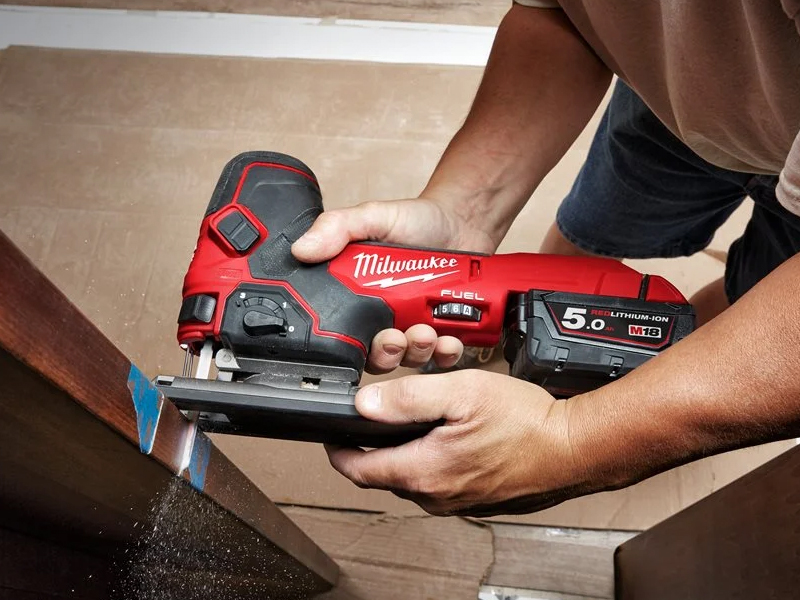Utilizzo seghetto alternativo M18 Fuel FBJS Milwaukee