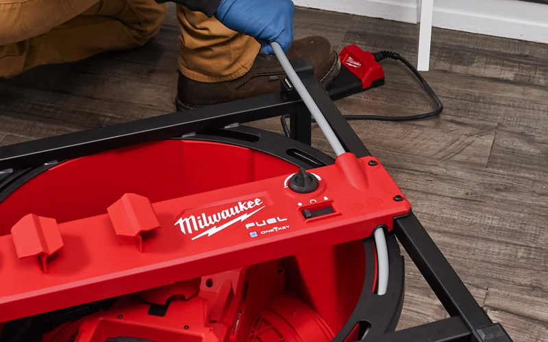 Utilizzo stasatrice ad alta pressione M18 Fuel HSFSM Milwaukee