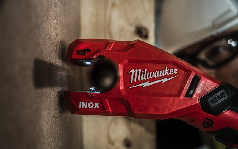 Utilizzo tagliatubi M12 Raptor Milwaukee
