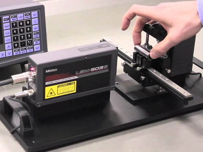 dettaglio micrometro Laser Scan LSM-503S Mitutoyo