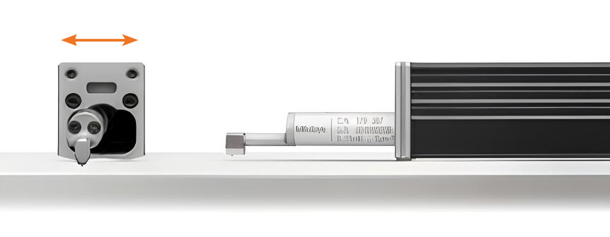 Dettaglio rugosimetro Mitutoyo SJ-220S con drive unit trasversale