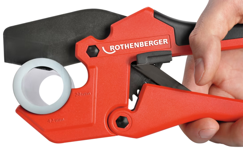 Utilizzo cesoia per tubazioni in plastica Rocut 42 Twin Cut Rothenberger