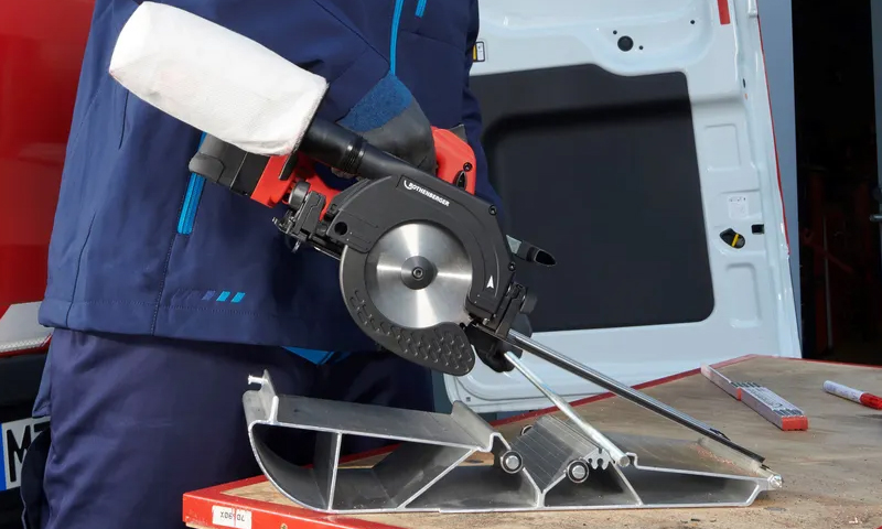 Dettaglio tagliatubi a batteria Pipecut Mini Rothenberger