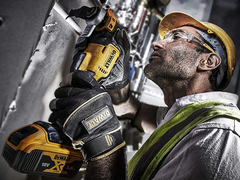 utilizzo utensile multifunzione DCS356P2-QW DeWalt